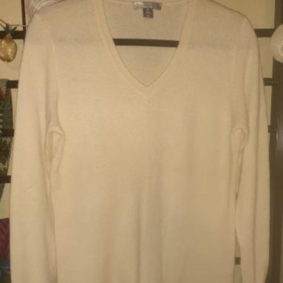 medium cream cashmere pullover - Picture 1 of 3